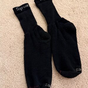 Supreme Classic Black Casual Socks